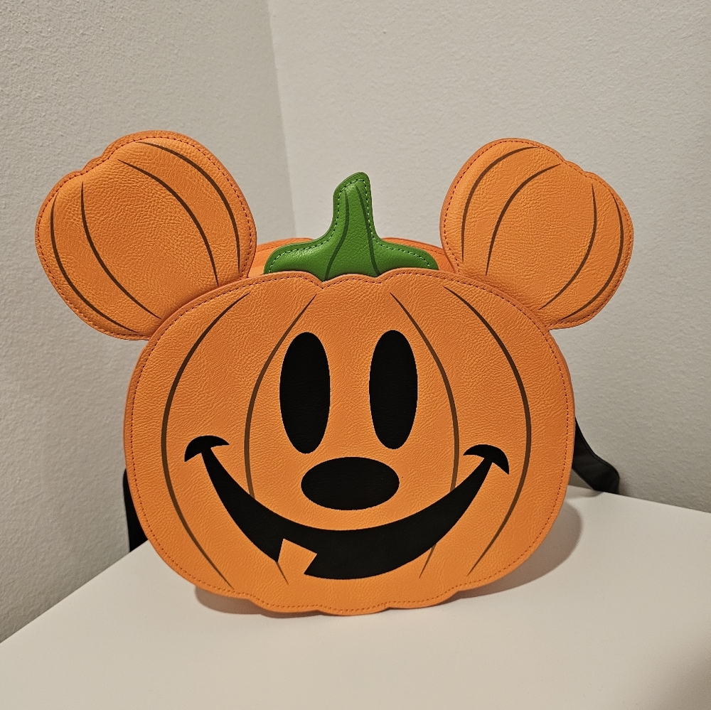 Loungefly mickey pumpkin crossbody bag
